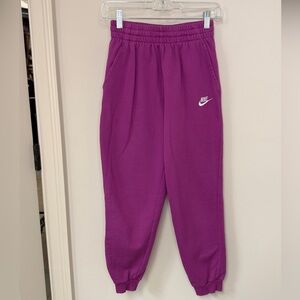 Nike: All Kids Fit Sportswear Club Fleece Joggers in Pink & White, Size L